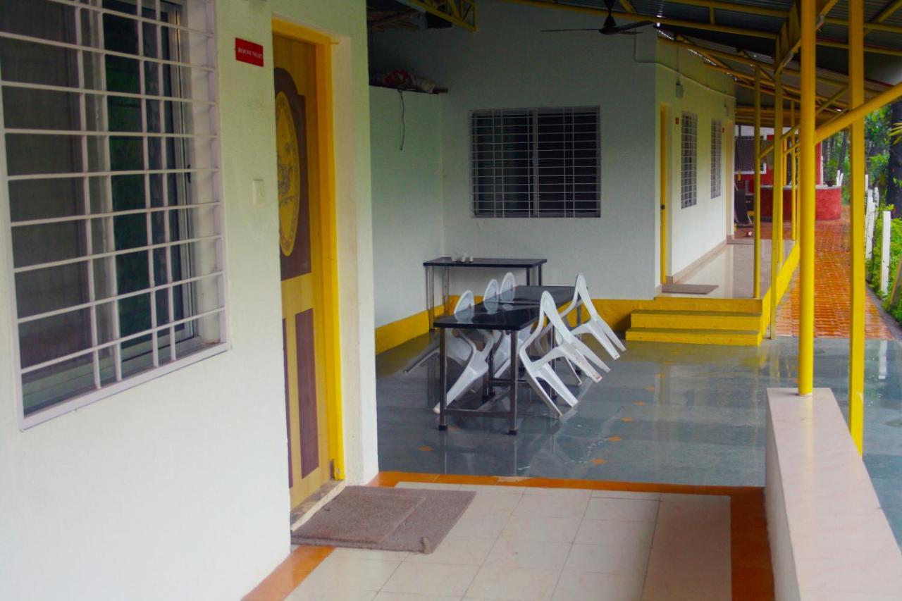 Anahat Cottages Diveāgar Exterior foto